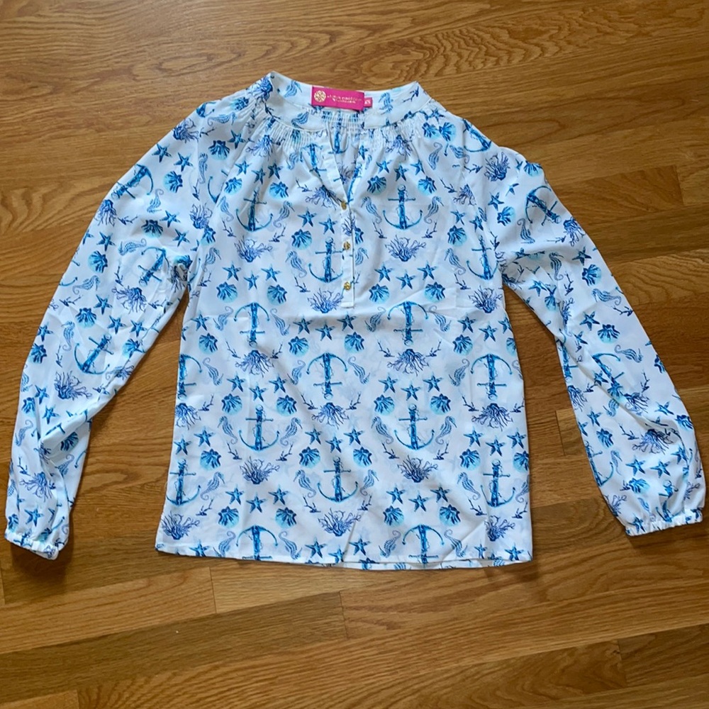 Beach pattern top